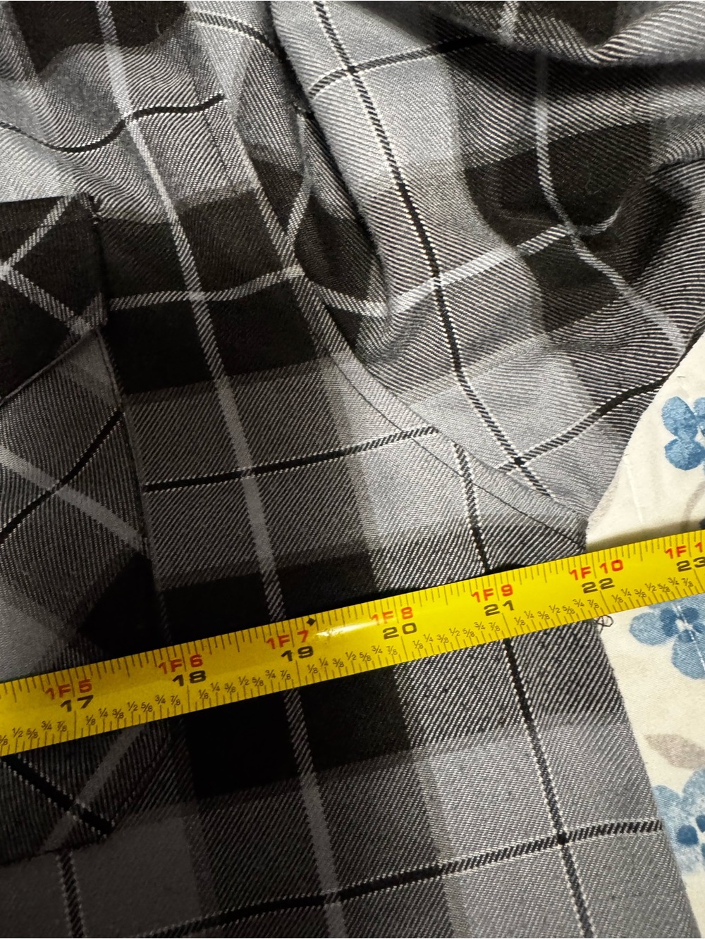 DIXXON Black & Gray Plaid Long-Sleeve Button-Down Shirt - Picture 7 of 7